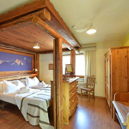 Affittacamere De Charme Jour Et Nuit Torgnon Habitación foto